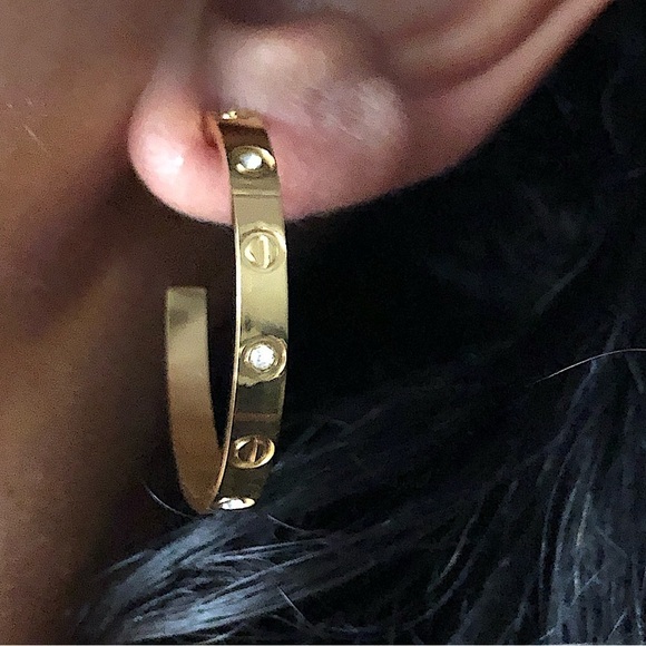Jewelry - Gold Screw Earrings Zirconia Hoops